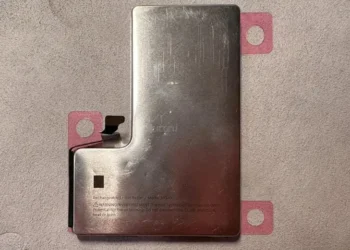 بطارية الايفون الجديدة